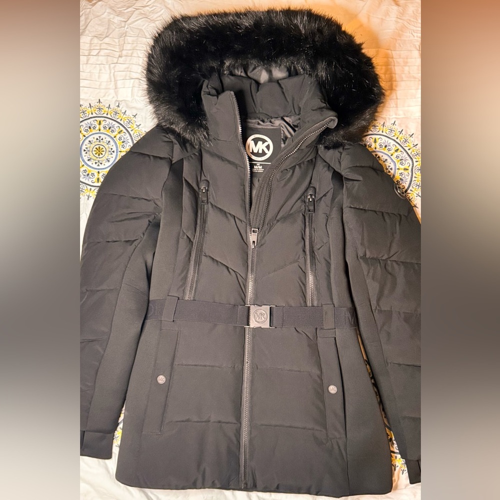 COPY - Medium size MICHAEL KORS winter jacket for women